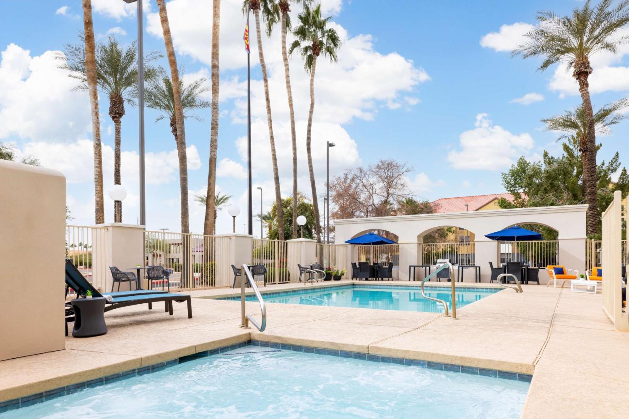 Hampton Inn Phoenix-Chandler Extérieur photo